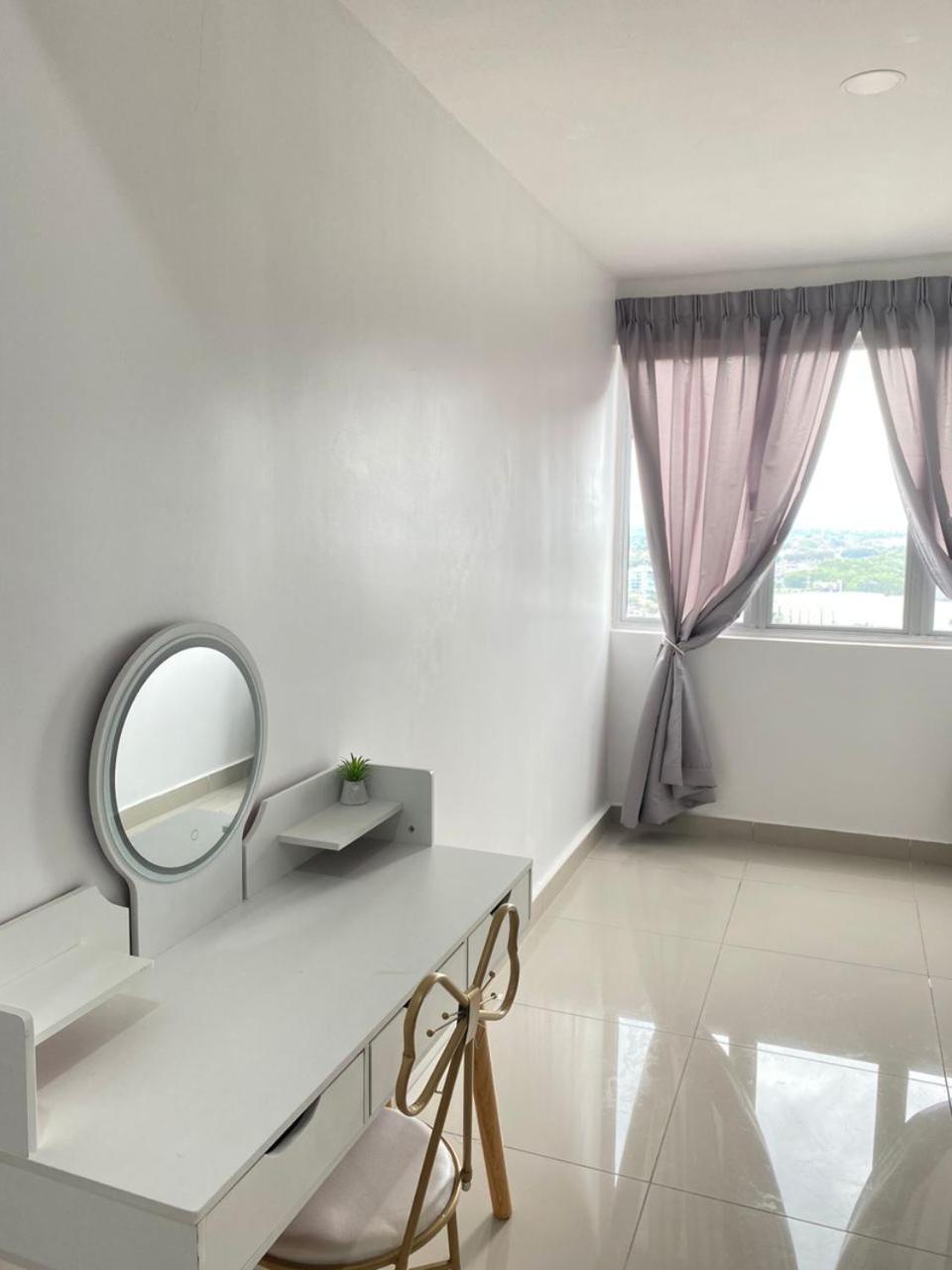 休闲民宿 Leisure Homestay @The Venus Sitiawan Kampong Lumut Kiri Exterior photo